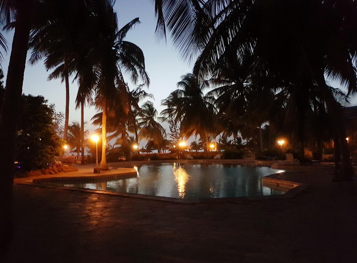 Safari Village Saly Buitenkant foto